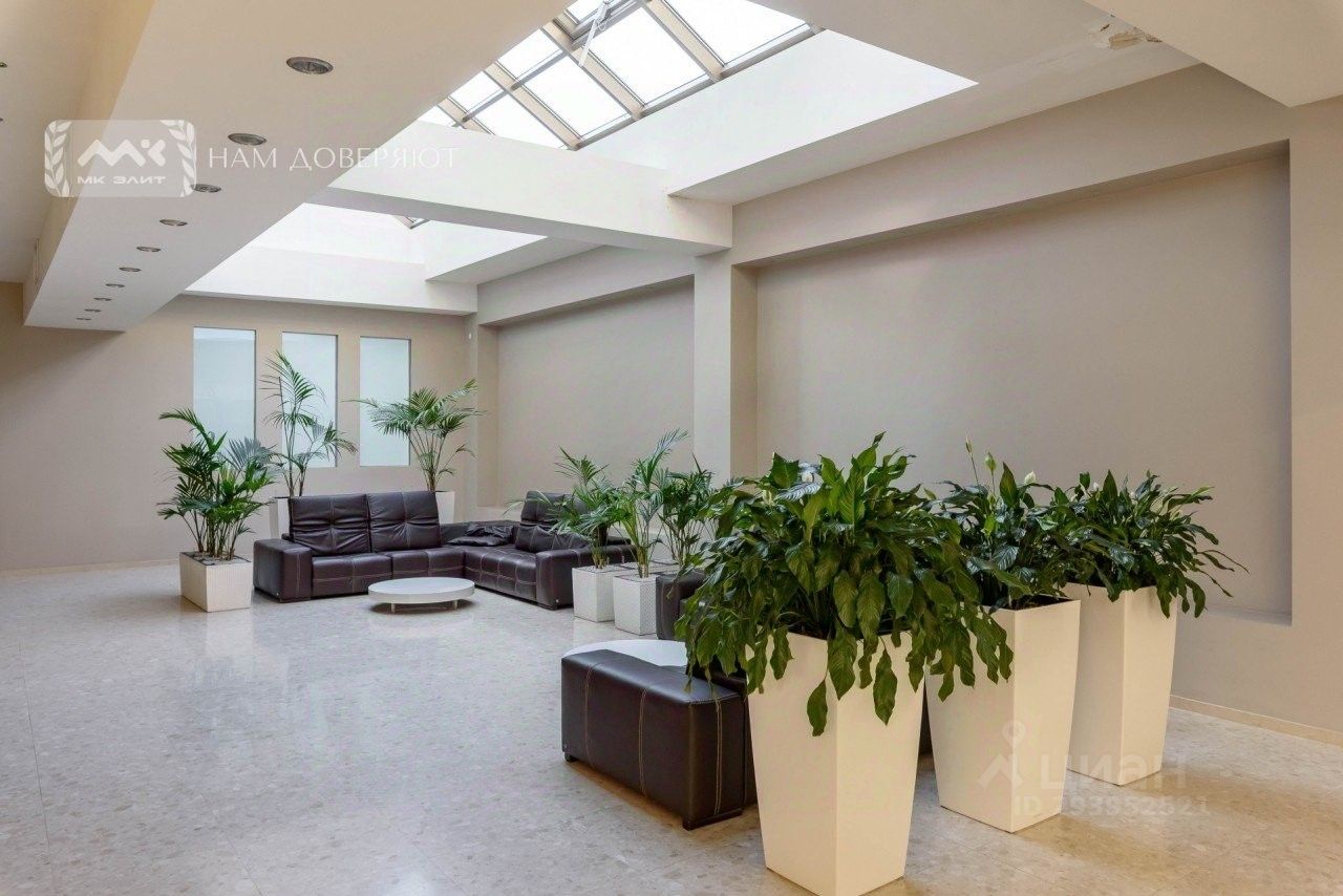 Продажа 3-комн квартиры на вторичном рынке Каменноостровский проспект, 64К2