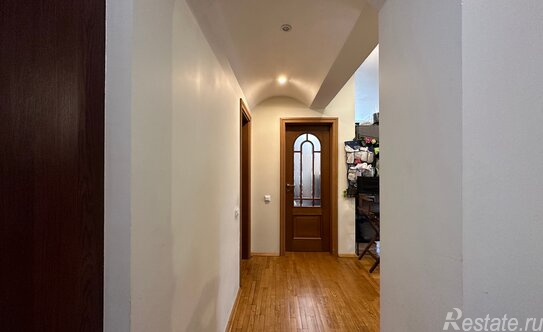 Продажа 6-комн квартиры на вторичном рынке ул Черняховского,  д. 13/1