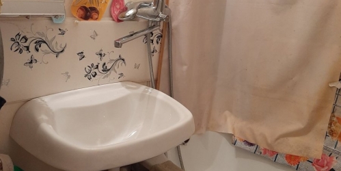 Комната Стрельна г., Львовская ул. ,  д. 21,  к. 2