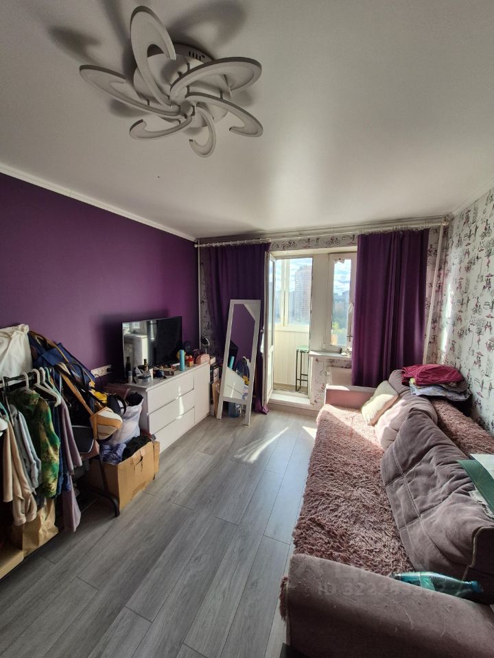 Продажа 3-комн квартиры на вторичном рынке Химки, улица Панфилова, 8