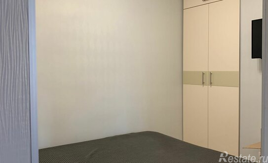 Продажа 2-комн квартиры на вторичном рынке улица Ефремова,  д. 9