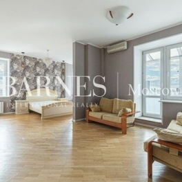 Продажа 3-комн квартиры на вторичном рынке ул Бажова,  д. 24,  к. 2