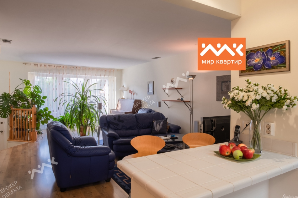 Продажа дома 3-я линия 2-й половины ул,  д. 17к3