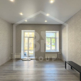 Продажа 1-комн квартиры на вторичном рынке Комиссара Смирнова ул,  д. 4Б