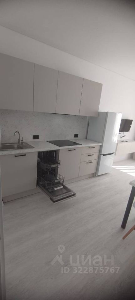 Аренда 2-комн квартиры на вторичном рынке проспект Обуховской обороны, 36