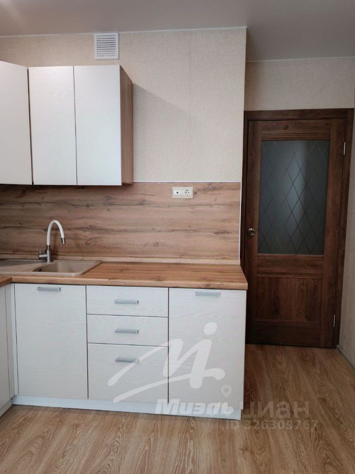 Аренда 1-комн квартиры на вторичном рынке Лобня, улица Колычева, 5