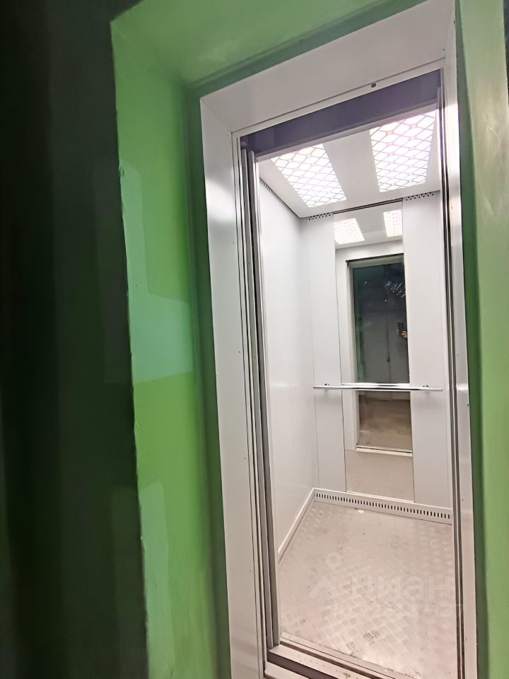 Продажа 2-комн квартиры на вторичном рынке Серпуховская улица, 5