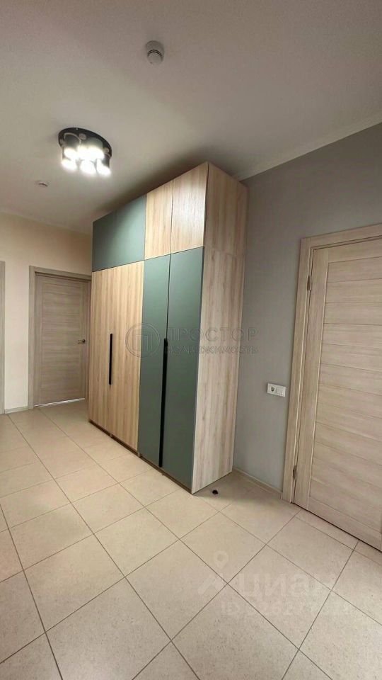 Продажа 3-комн квартиры на вторичном рынке Русаковская улица, 2