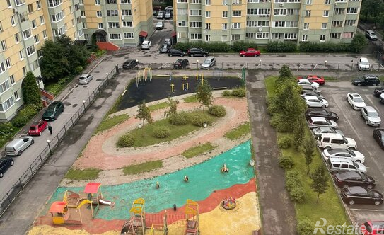 Продажа 3-комн квартиры на вторичном рынке улица Лёни Голикова,  д. 47 к4