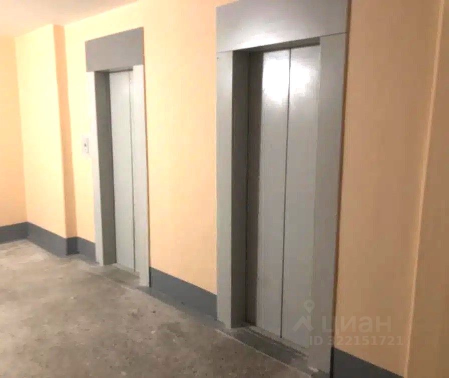 Продажа 1-комн квартиры на вторичном рынке проспект Науки, 44