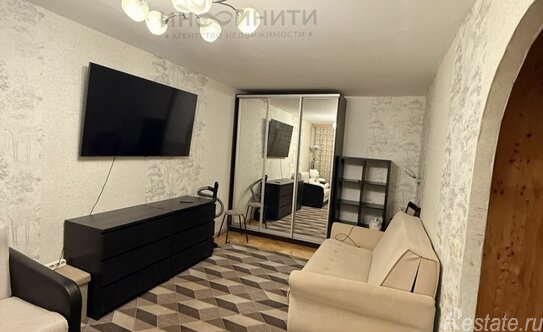 Продажа 1-комн квартиры на вторичном рынке ул Саратовская,  д. 5,  к. 1