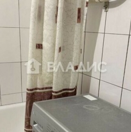 Продажа 2-комн квартиры на вторичном рынке Солнечная улица,  д. 11