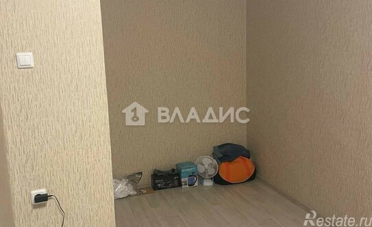 Продажа 1-комн квартиры на вторичном рынке Маресьева ул,  д. 12 к2