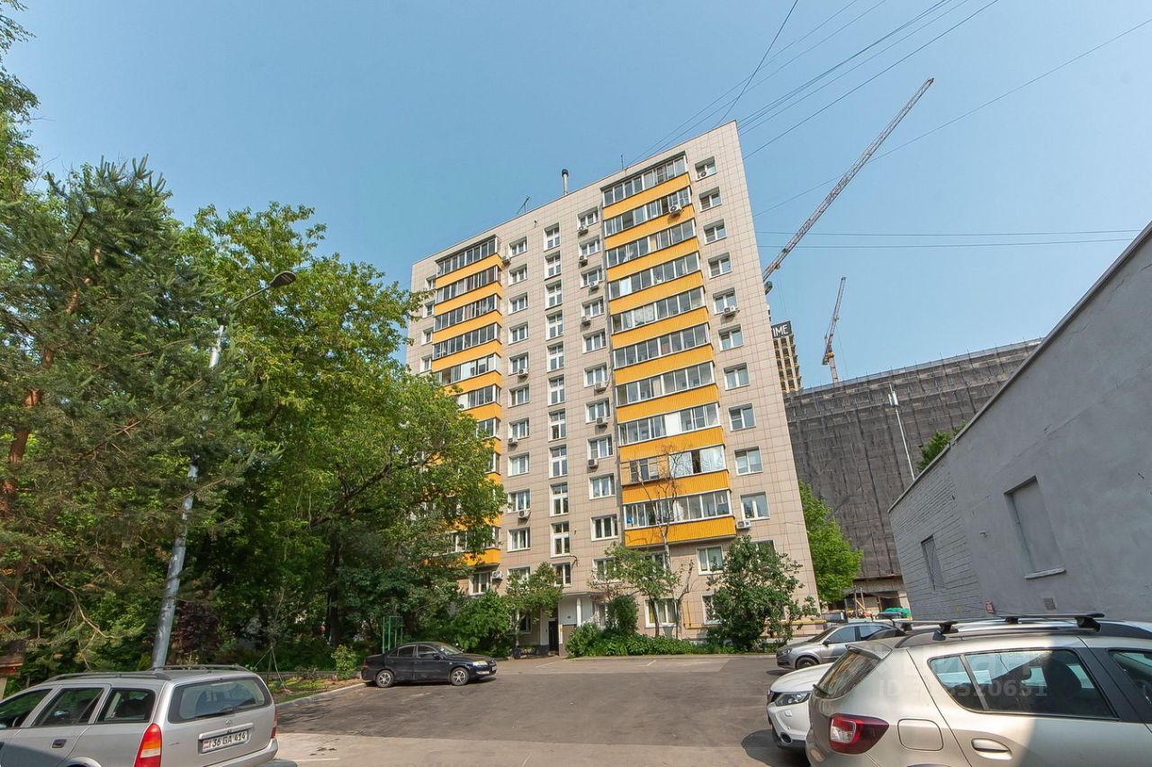 Продажа 2-комн квартиры на вторичном рынке 2-я Черногрязская улица, 7К2