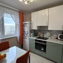 Продажа 2-комн квартиры на вторичном рынке ул Паромная,  д. 7,  к. 3