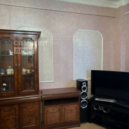 Продажа 2-комн квартиры на вторичном рынке Кутузовский пр-кт,  д. 19