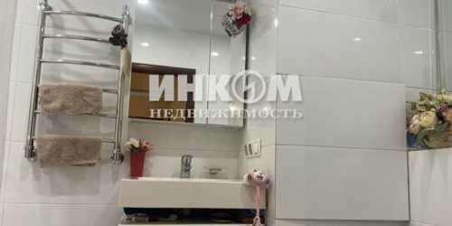 2-комн квартира Высокая улица,  д. 4