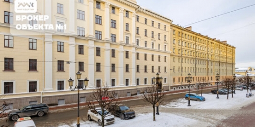 4-комн квартира ул Захарьевская,  д. 37