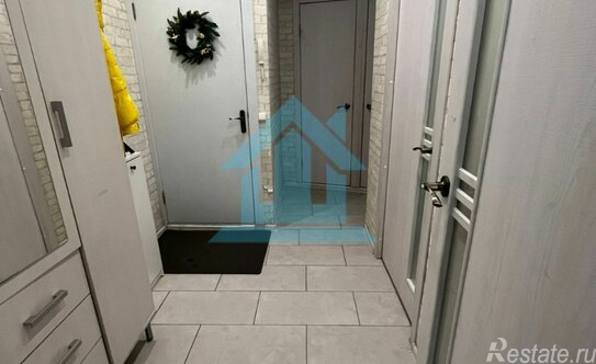 Продажа 2-комн квартиры на вторичном рынке Будапештская улица,  д. 15 к3