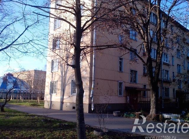 Продажа 3-комн квартиры на вторичном рынке Червонного Казачества ул ,  д. 4