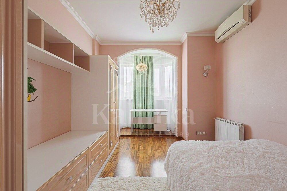 Продажа 3-комн квартиры на вторичном рынке Ломоносовский проспект, 29К2