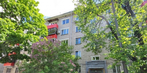 3-комн квартира улица Павла Корчагина,  д. 9