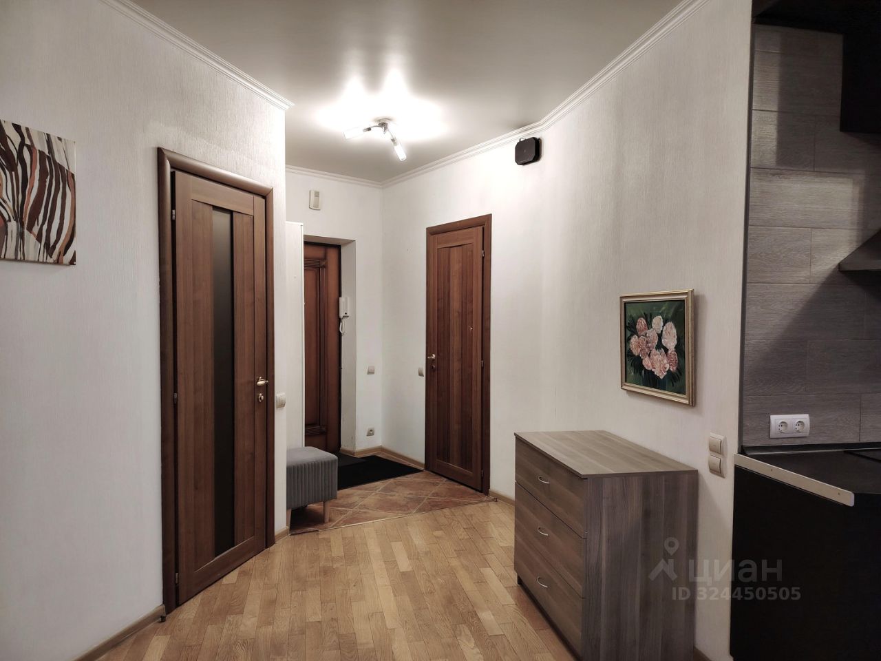 Продажа 2-комн квартиры на вторичном рынке улица Москворечье, 31к1