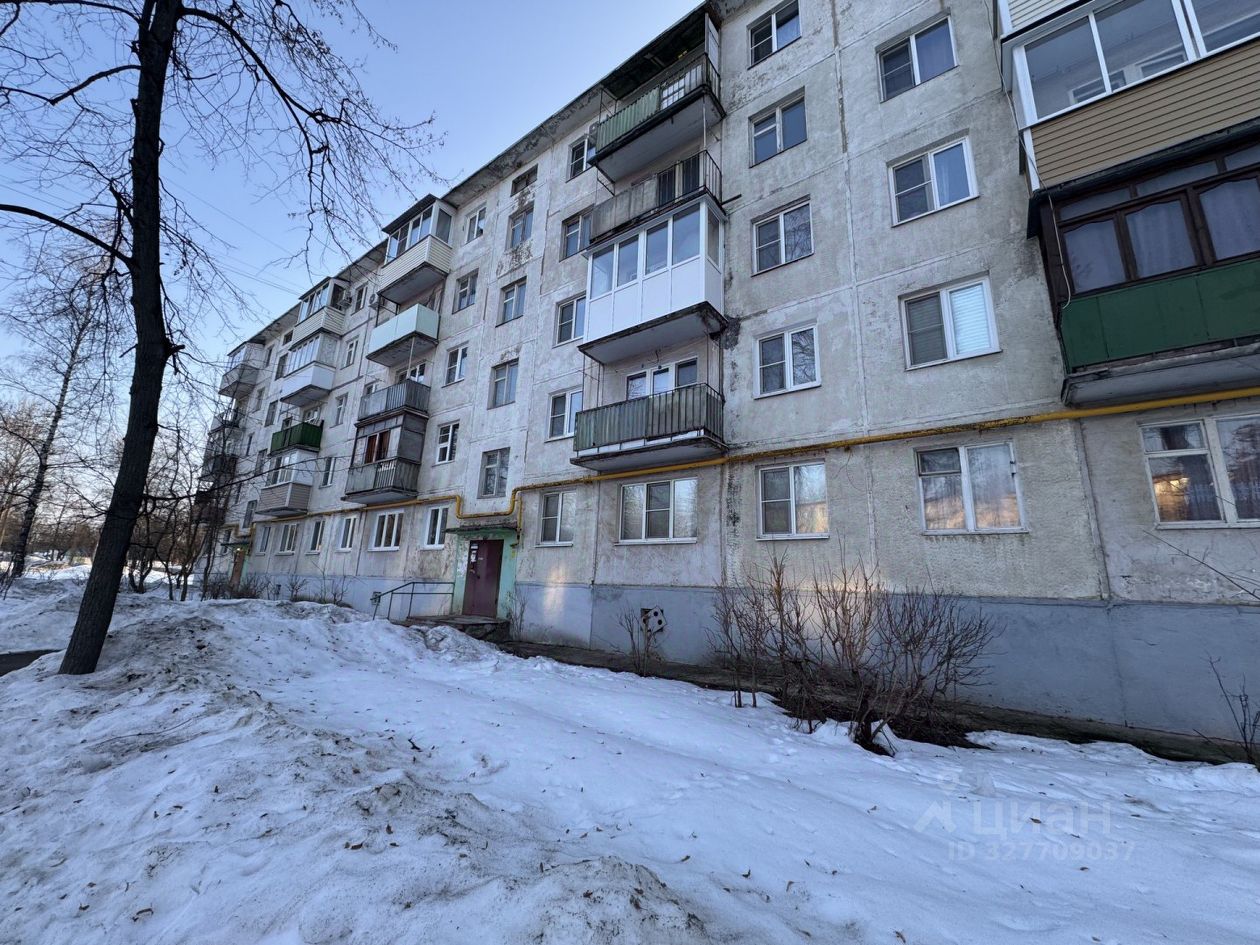 Аренда 2-комн квартиры на вторичном рынке Москворецкий мкр, улица Спартака,  д. 10