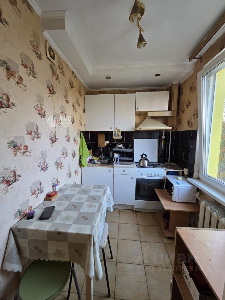 Продажа 2-комн квартиры на вторичном рынке д. Ложки, Центральная улица, 1