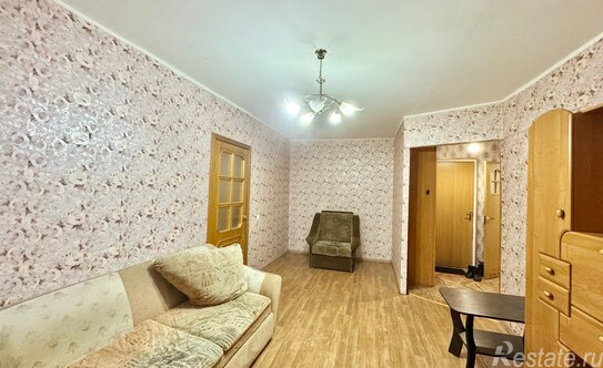 Продажа 2-комн квартиры на вторичном рынке Кириши г, Волховская наб,  д. 26