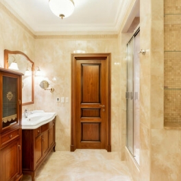 Продажа 4-комн квартиры на вторичном рынке Ломоносовский пр-кт,  д. 25,  к. 1