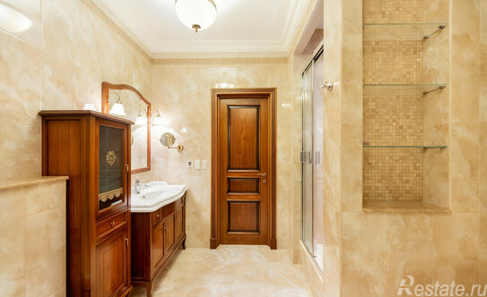 Продажа 4-комн квартиры на вторичном рынке Ломоносовский пр-кт,  д. 25,  к. 1