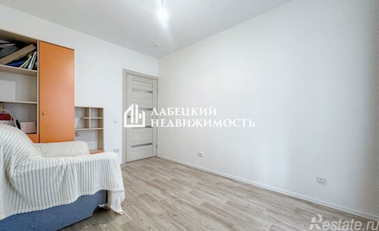 Продажа 2-комн квартиры на вторичном рынке Чарушинская улица,  д. 26 к1