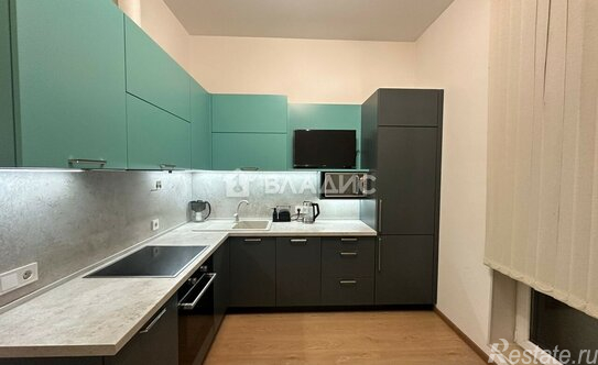 Продажа 2-комн квартиры на вторичном рынке улица Кораблестроителей,  д. 22 к1