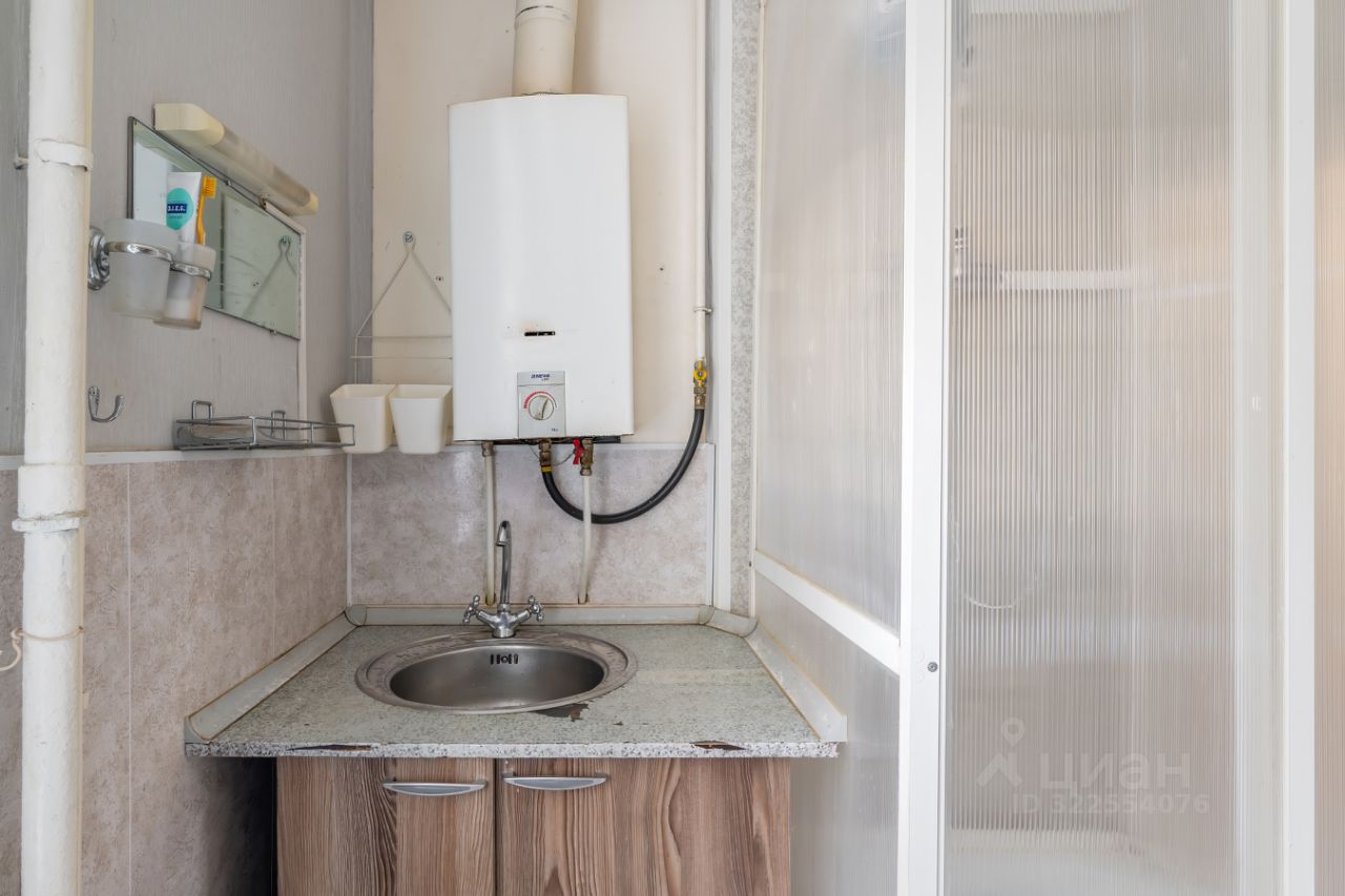 Продажа 2-комн квартиры на вторичном рынке улица Мира, 6Б