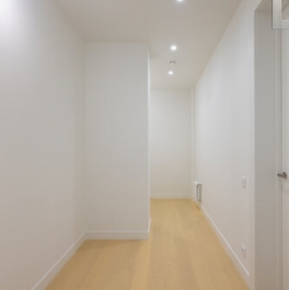 Продажа 4-комн квартиры на вторичном рынке Звенигородская 2-я ул,  д. 12,  к. 15