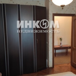 Продажа 3-комн квартиры на вторичном рынке Тульская Б. ул,  д. 2