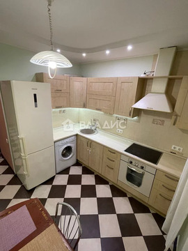 Продажа 1-комн квартиры на вторичном рынке Лобня, ул. Батарейная,  д. 6