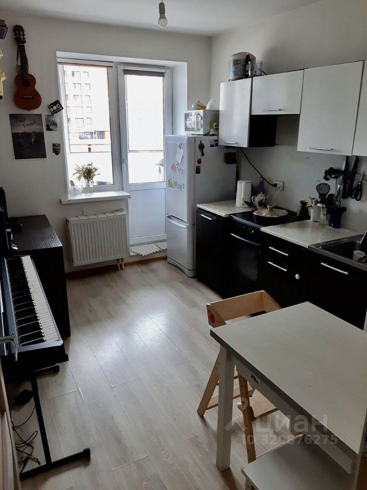 Продажа 1-комн квартиры на вторичном рынке пос. Янино-1, улица Голландская, 10