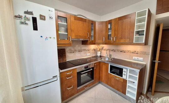 Продажа 1-комн квартиры на вторичном рынке улица Осипенко,  д. 3