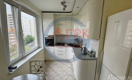 Продажа 2-комн квартиры на вторичном рынке Переяславская Б. ул,  д. 17