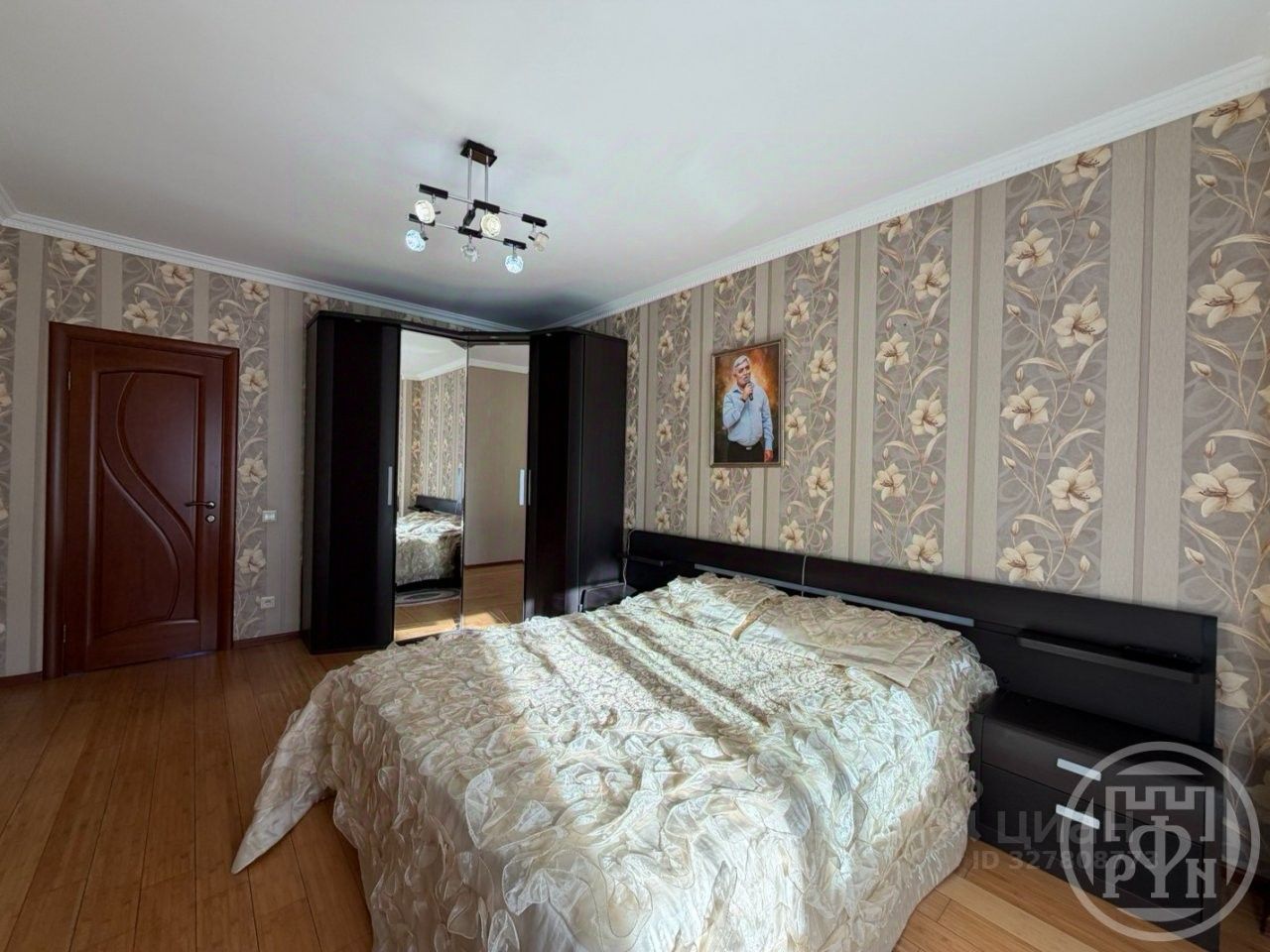 Продажа 3-комн квартиры на вторичном рынке проспект Луначарского, 11к1