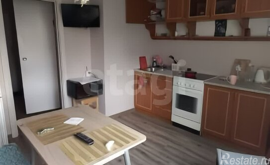 Продажа 1-комн квартиры на вторичном рынке улица Хошимина,  д. 11 к3