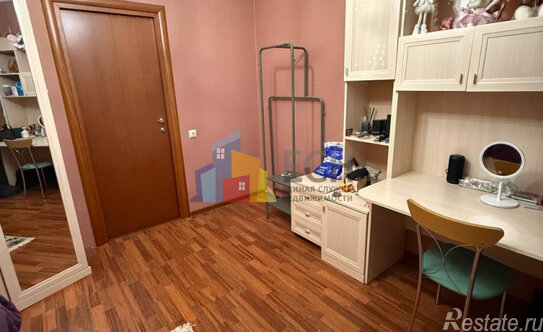 Продажа 3-комн квартиры на вторичном рынке Братиславская улица,  д. 30