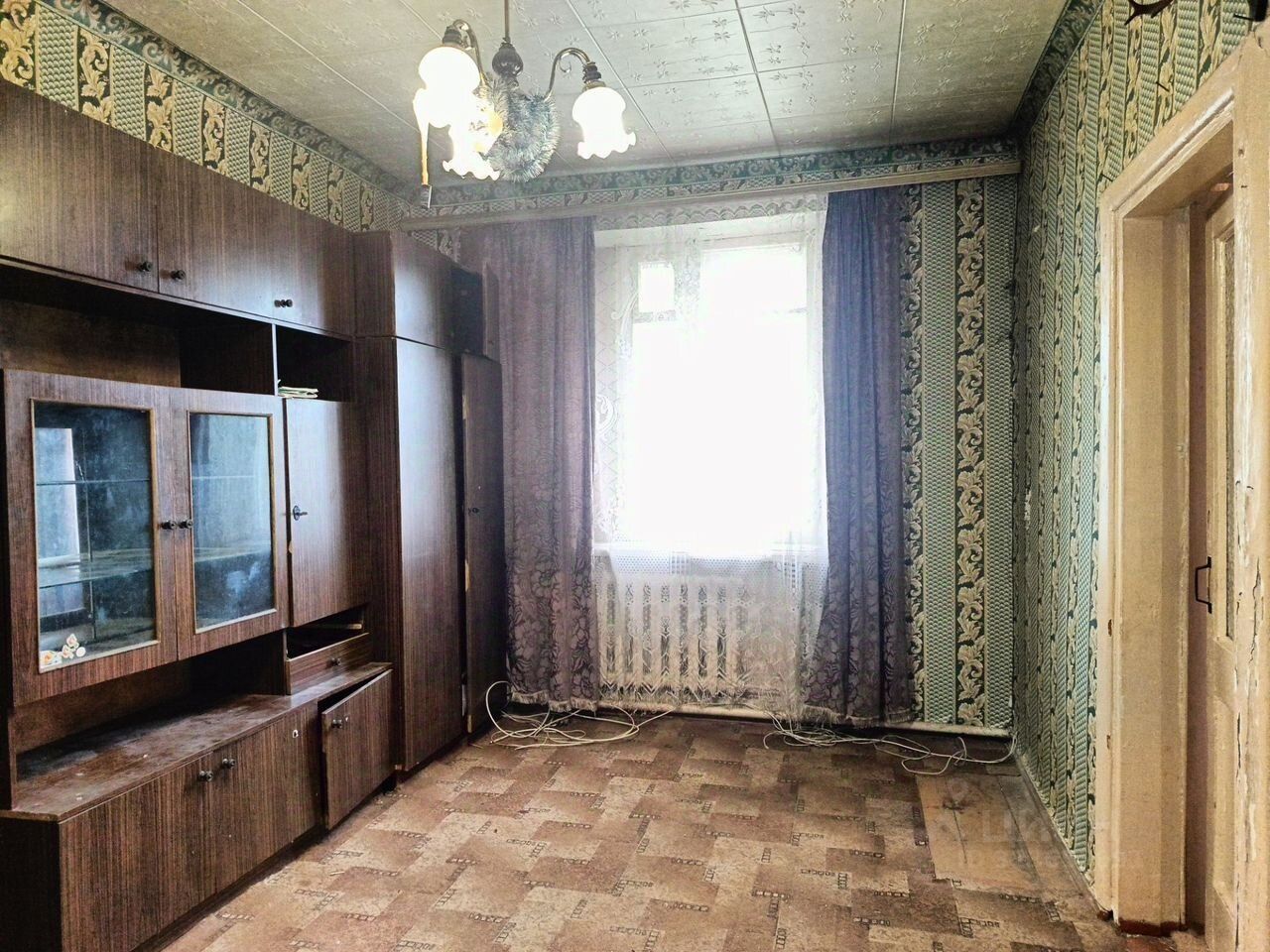 Продажа 2-комн квартиры на вторичном рынке Фосфоритный пгт, улица Интернациональная, 6А