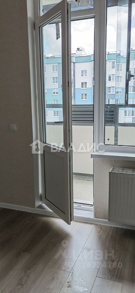 Продажа студии пос. Янино-1, улица Ясная, 20к2