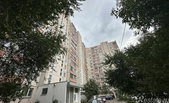 Продажа 1-комн квартиры на вторичном рынке ул Новороссийская,  д. 24,  к. 1