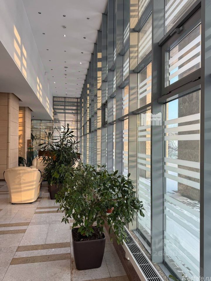 Продажа гаража улица Академика Королёва,  д. 10