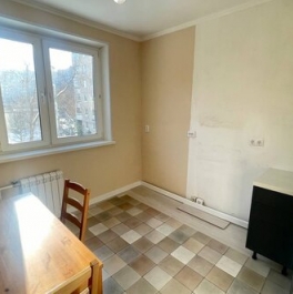 Продажа 2-комн квартиры на вторичном рынке Абрамцевская улица,  д. 11 к2
