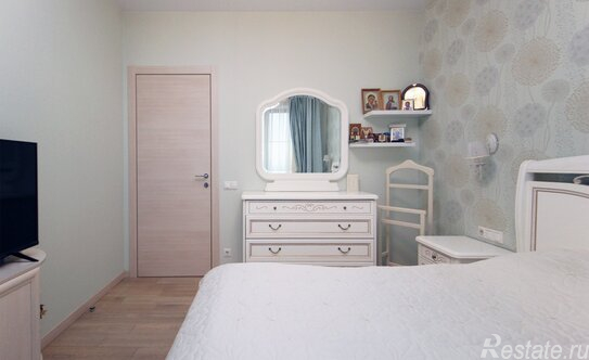 Продажа 3-комн квартиры на вторичном рынке Кронштадтский б-р,  д. 6 к3